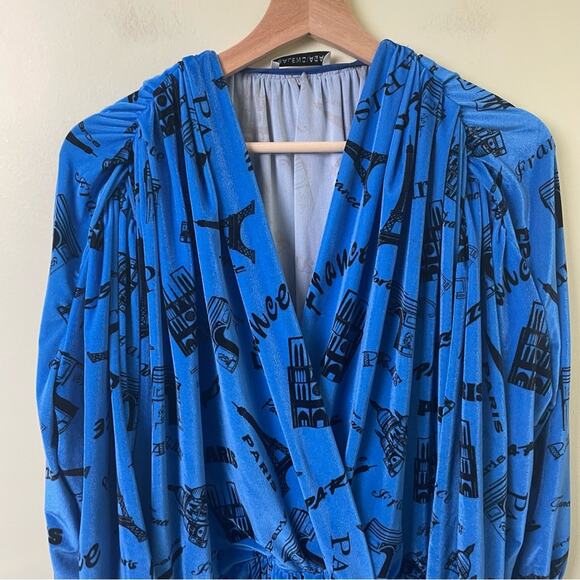 BALENCIAGA Paris print velvet Wrap-Effect Stretch-Velvet Playsuit Romper Size 36 - Picture 15 of 16